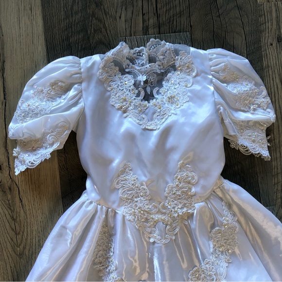 Puffy Short Sleeves Embroidered Girls Dress 7/8 - Picture 3 of 14